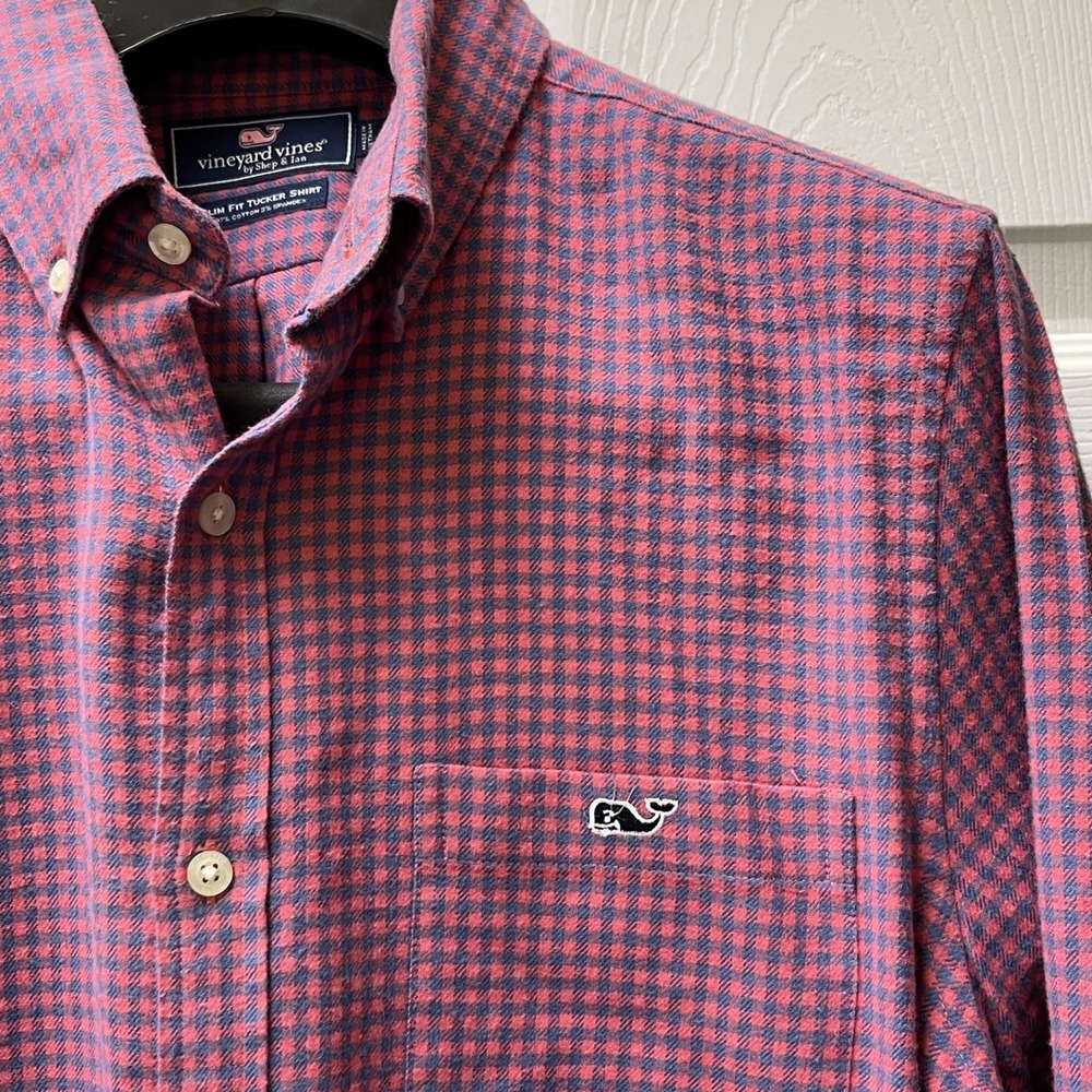 Vineyard Vines Men's Medium Slim fit Tucker Button Shirt Plaid Red/Gray LS‎